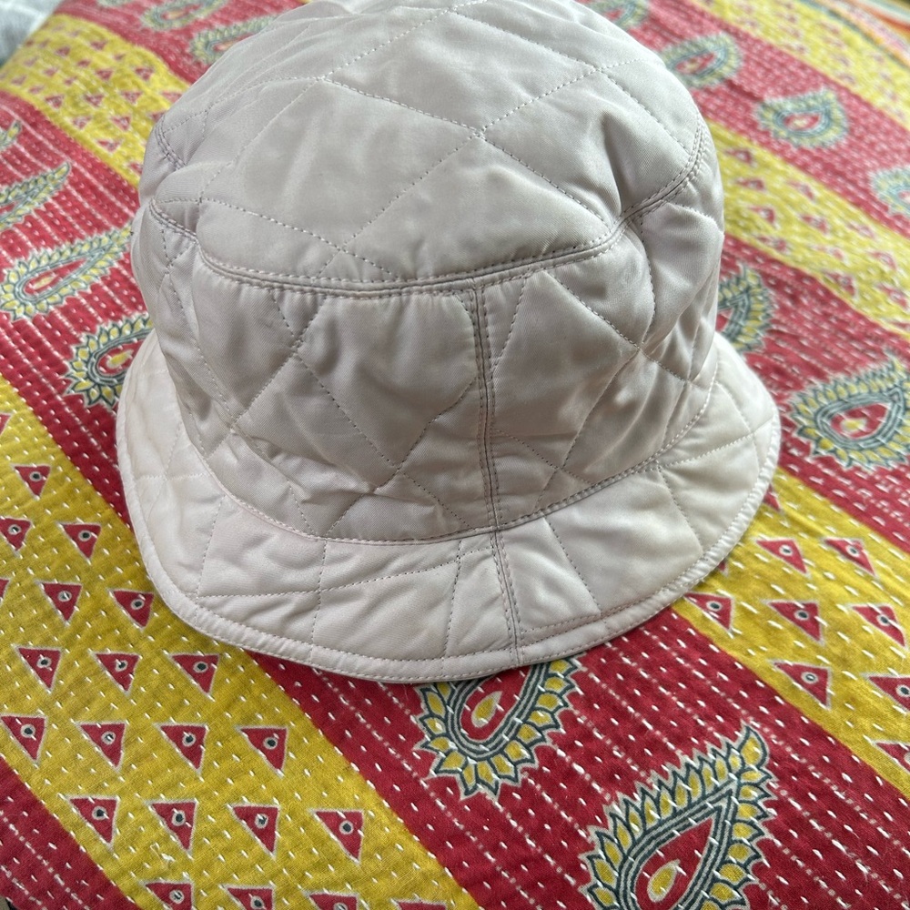 Burberry Checkered Bucket Hat in Cream and Black